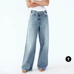 Zara crossover jeans